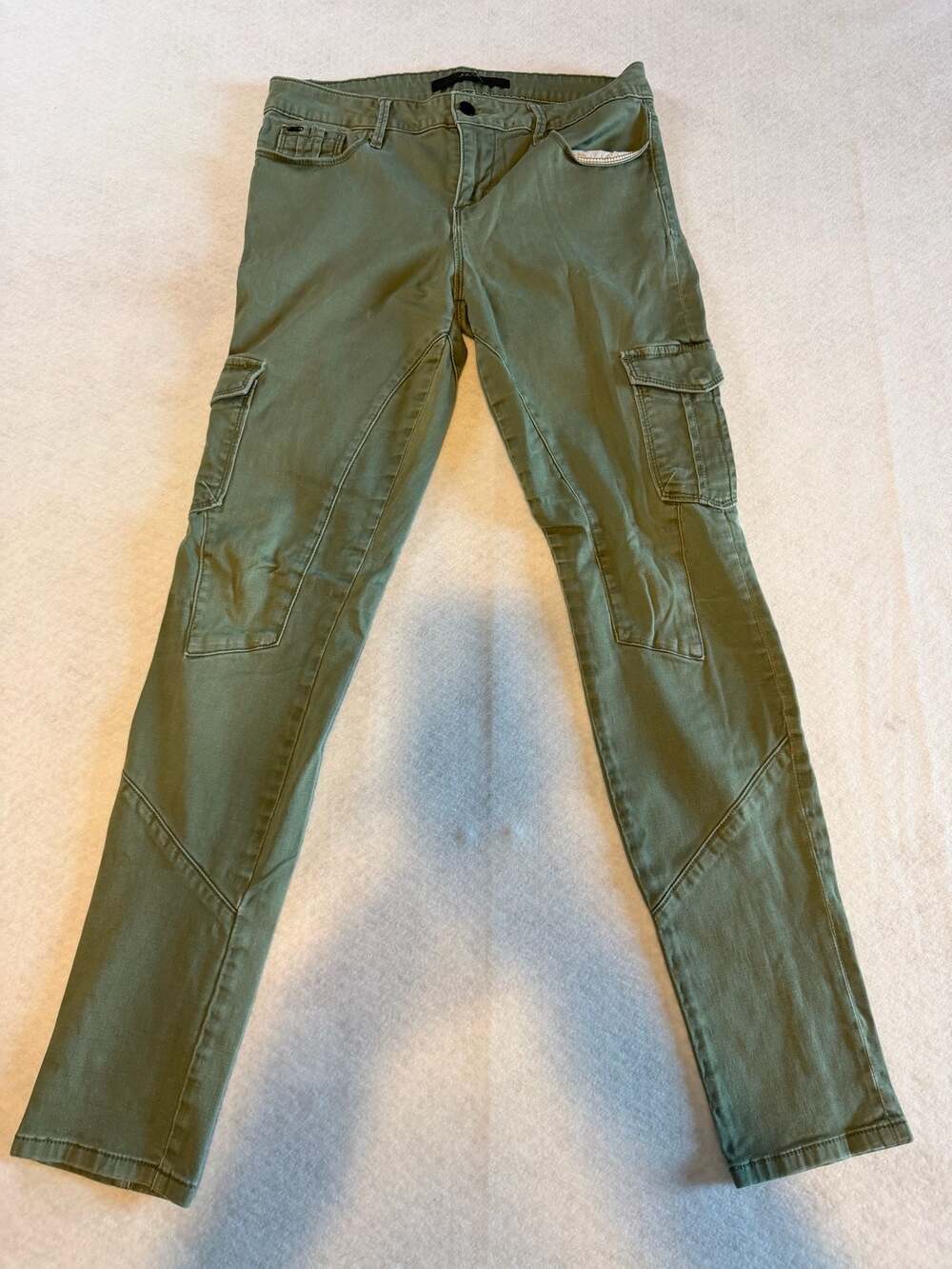 Joe's Jeans Chelsea Skinny Crop Cargo Pants in TPP Olive Green Size 28